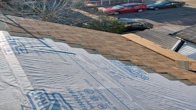 Roof shingles repalcement in Queens New York